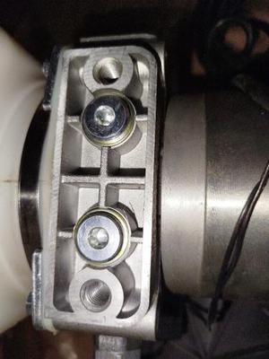 Pompe hydraulique pour benne de camion